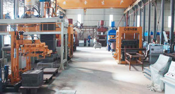 機臺調(diào)試車間